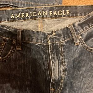Mens American Eagle Jeans.  36/34 Slightly worn on bottom cuff.
